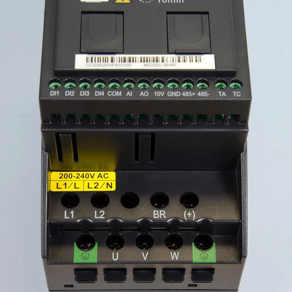 MD200S1.5B | Преобразователь частоты, серия MD200, 1,5 кВт, 8 А, перегрузка 150%, 220B, Inovance