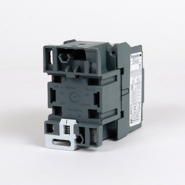 LC1E1810M5 | Контактор, серия EasyPact TVS, 3P, 18А, 1НО, управление 220В AC, Schneider Electric