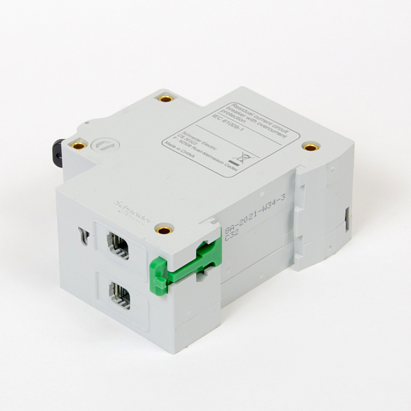  | Дифференциальный автомат Easy9, 1p+N 32А, кривая C, 30мА, тип AC, 4,5кА, Schneider Electric
