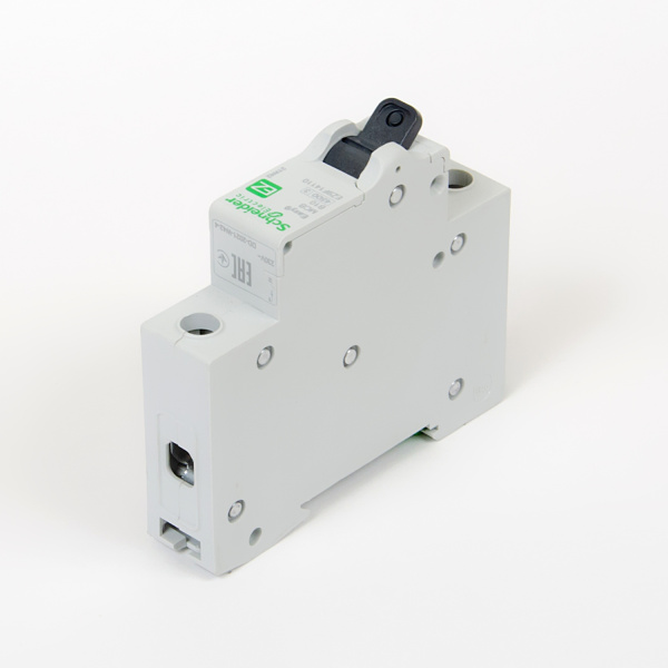  | Easy9, 1p, 10А, кривая B, 4,5кА — Автоматический выключатель, Schneider Electric