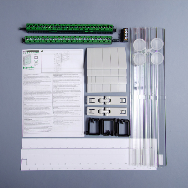 13987 | Щит навесной Kaedra IP65, 72 модуля, 4 ряда (4х18), Schneider Electric