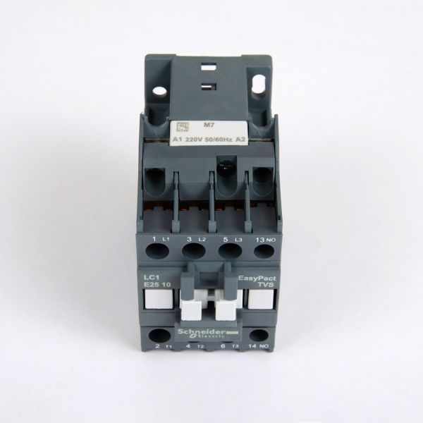LC1E2510M7 | Контактор TesysE 1НО 25А AC3 220В 50/60ГЦ, Schneider Electric
