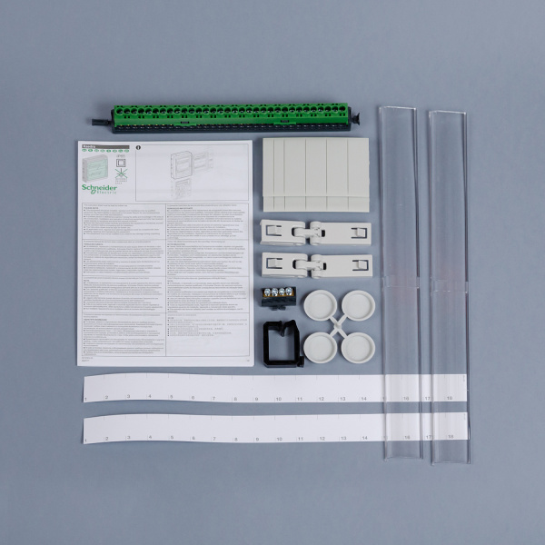 13984 | Щит навесной Kaedra IP65, 36 модулей, 2 ряда (2х18), Schneider Electric
