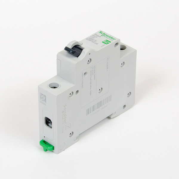  | Easy9, 1p, 25А, кривая C, 4,5кА — Автоматический выключатель, Schneider Electric